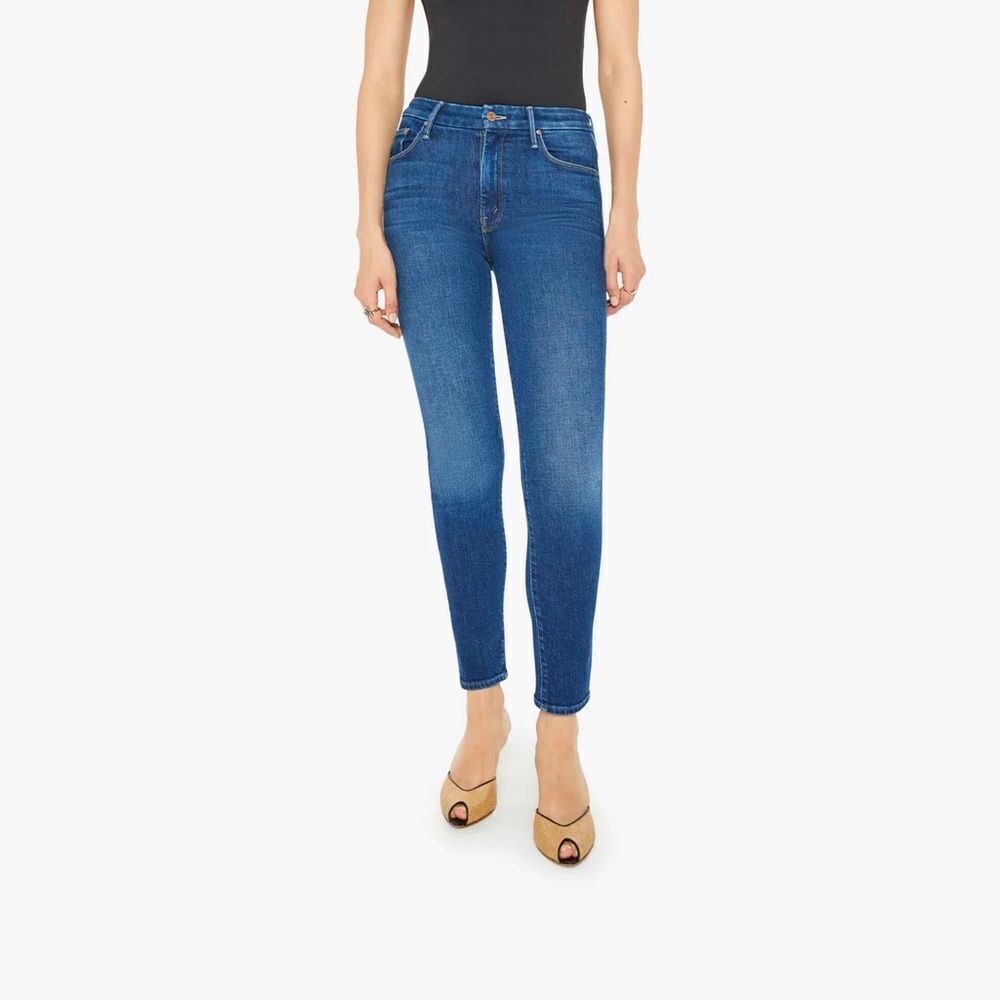 MOTHER High Waisted Looker Jeans in High Heels to Tractor Wheels